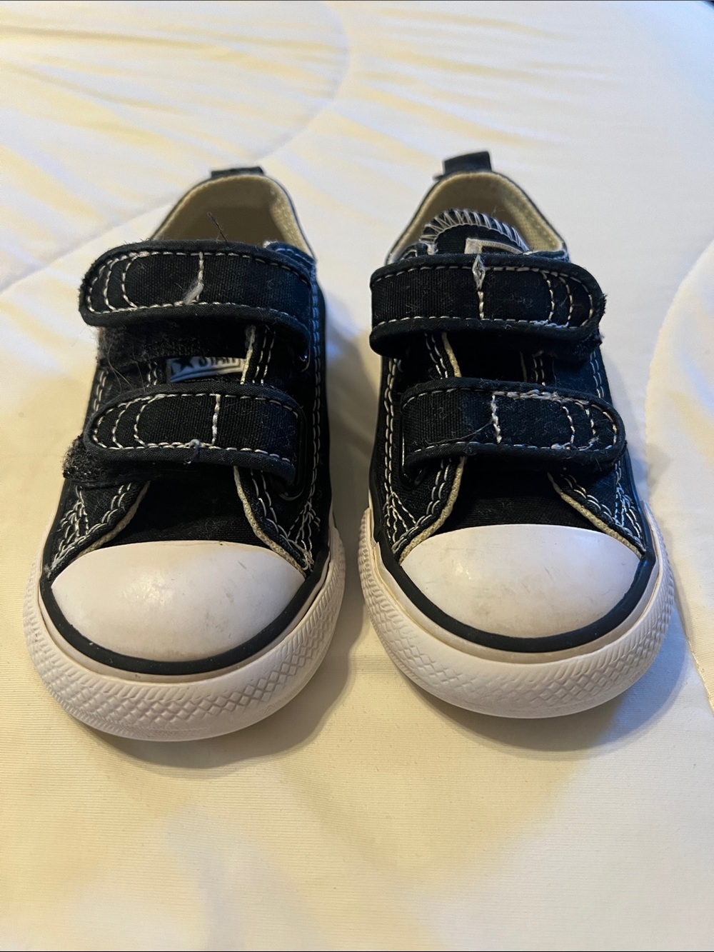 Toddler Black Converse Sneakers. Size 6
